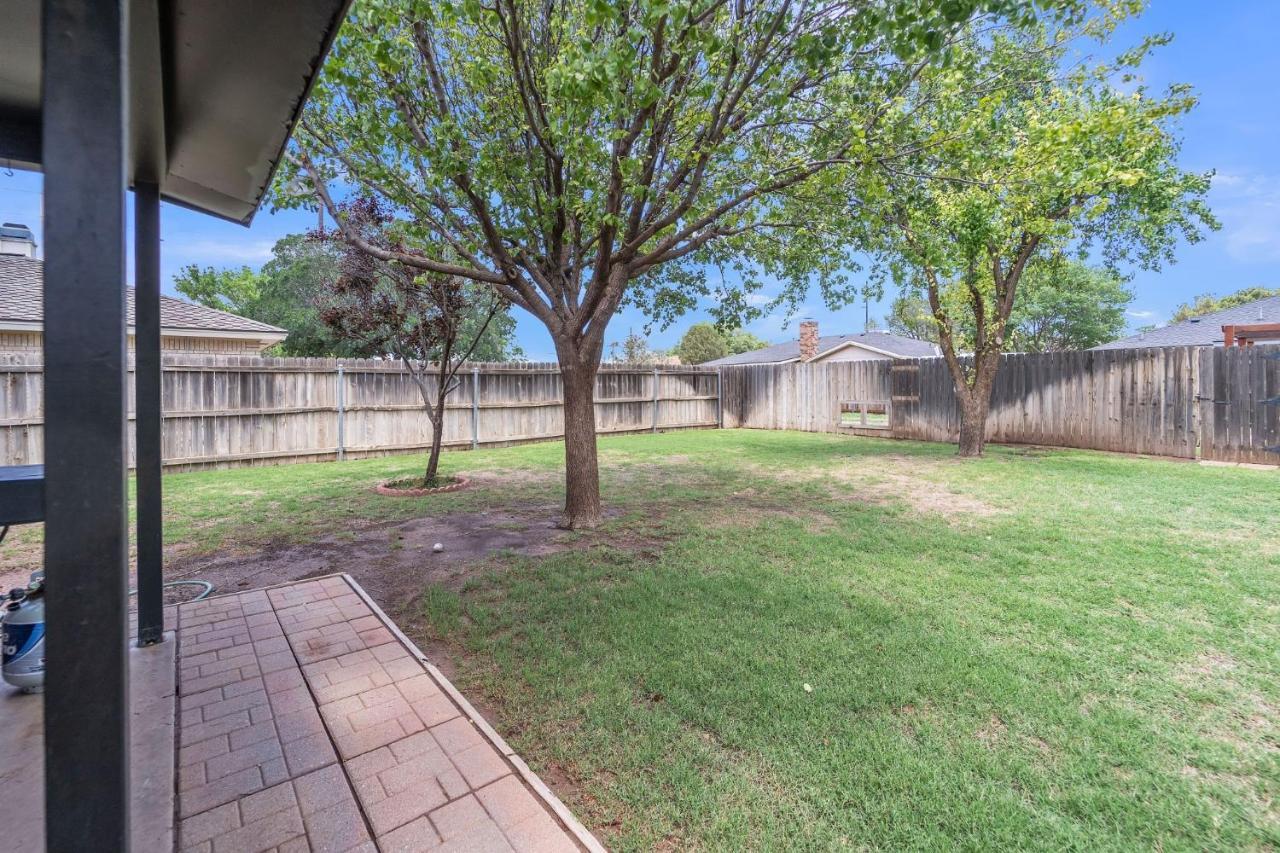 Homestead House - In Shadow Hills Golf Course Division Home Lubbock Exterior photo